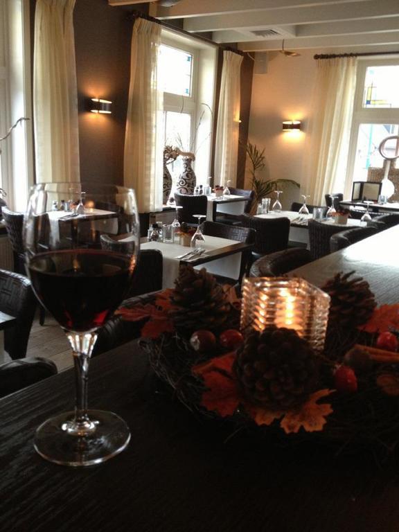 Hotel Brasserie Oud Maren ภายนอก รูปภาพ